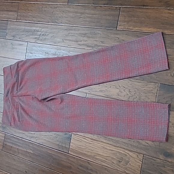 7th Avenue Design Studio Red & Grey Plaid Pullon Pants size Medium - Picture 2 of 10